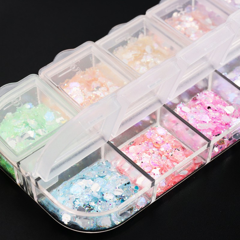 Box mit glänzenden Pailletten Pastell