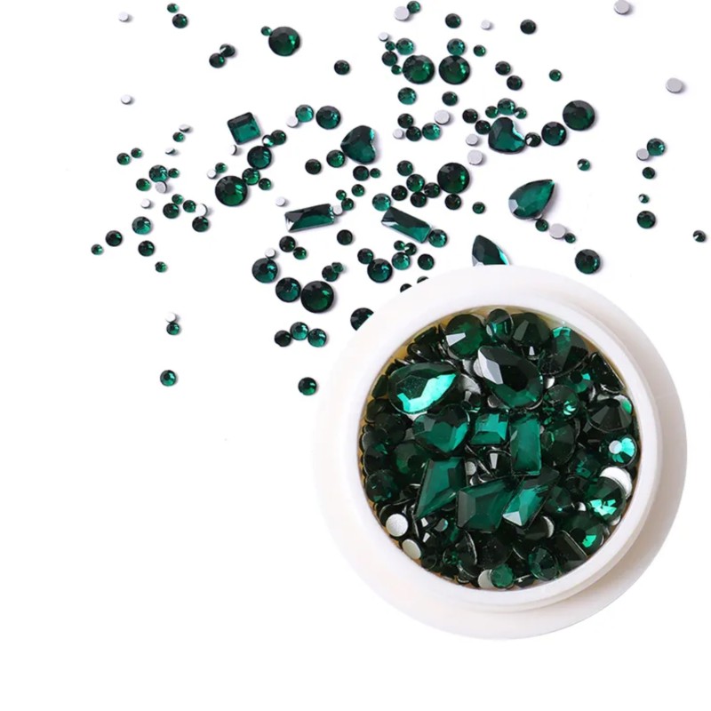 Diamants à facette vert foncé
