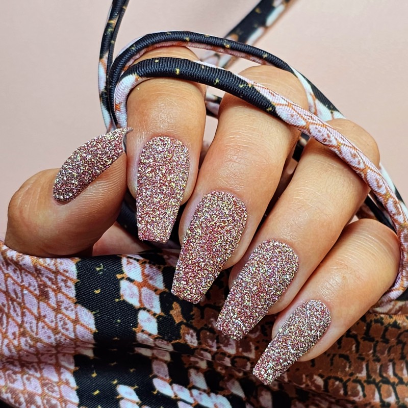 Poudre de diamant rouge scintillante