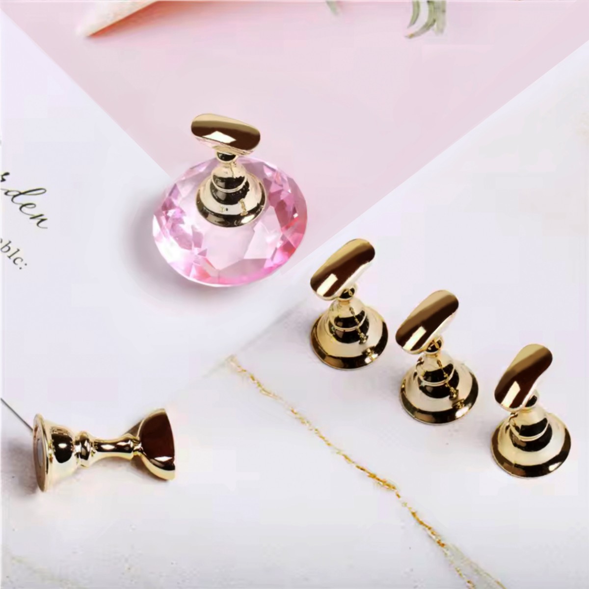 Support Magnétique Nail-Art en Cristal Rose