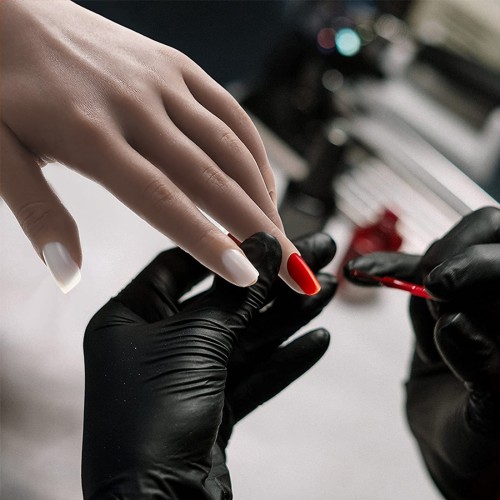 Main entraînement en silicone pour pose d'ongle
