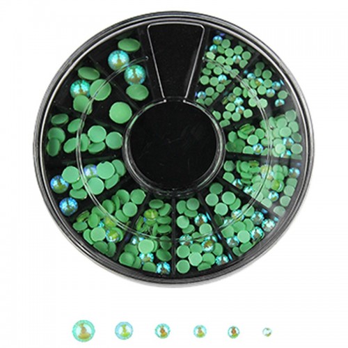 Diamants à facettes vert...